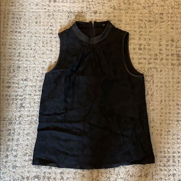💙 Tibi Black Sleeveless Blouse GUC - Picture 1 of 4